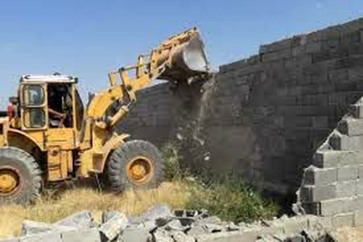 ۵۰ مورد ساخت و ساز غیر مجاز در دو روستای شهرستان ملارد تخریب شد